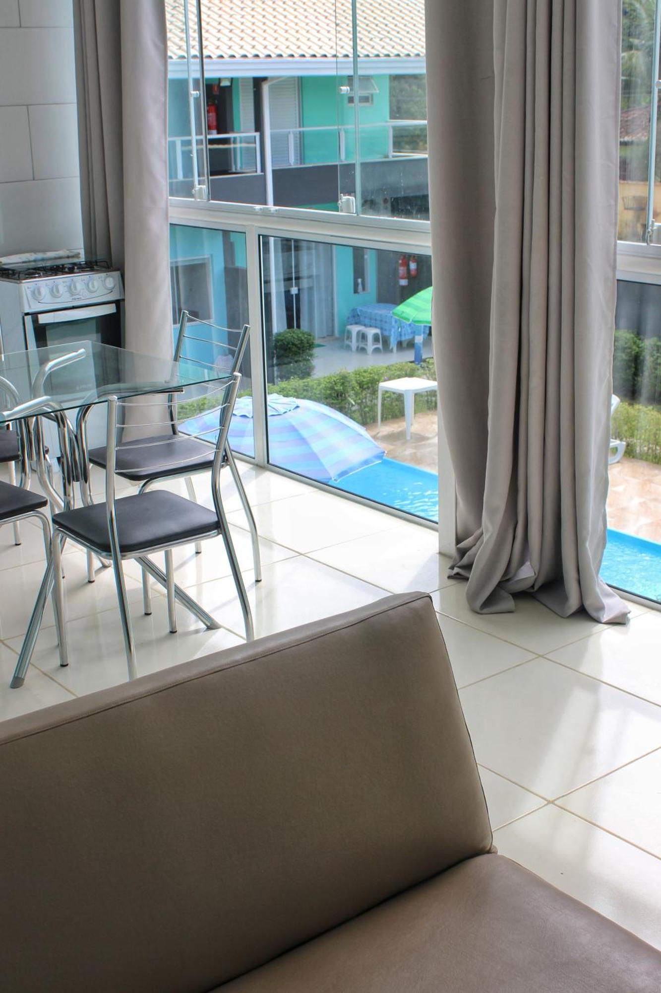 Apartamentos Da 23 우바투바 외부 사진